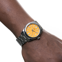 Load image into Gallery viewer, Royal Seafarer (Dive) Watch - Yellow